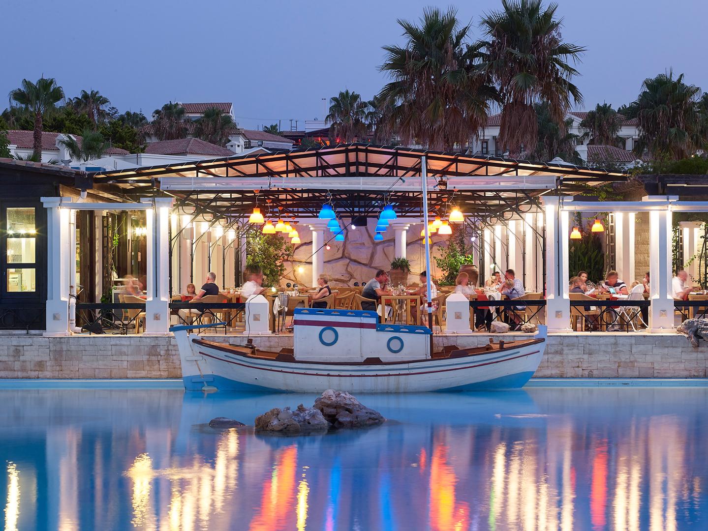 Mitsis Royal Mare Hotel Hersonissos  Ngoại thất bức ảnh